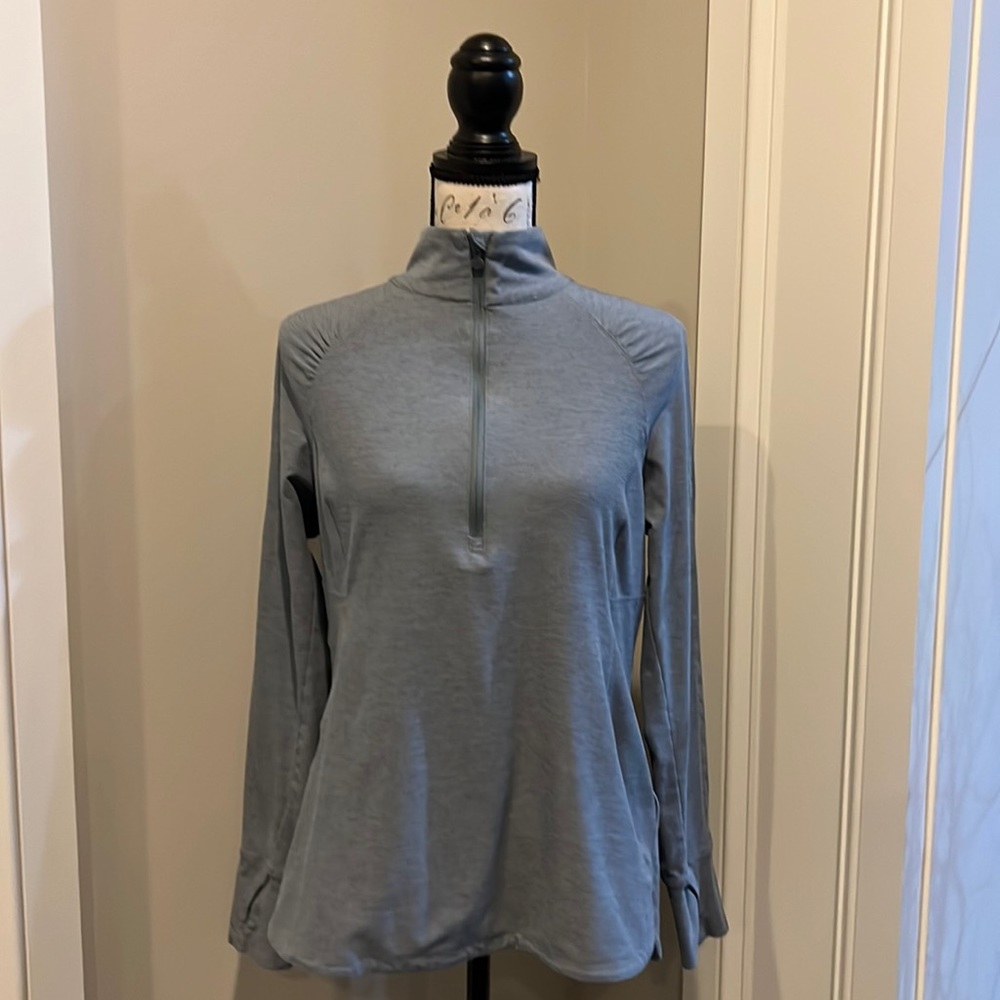 EUC Ladies Apana Yoga/Workout Pullover Size Medium!!